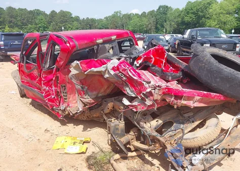 2004 Chevrolet Colorado z USA, uszkodzony, nr VIN 1GCCS196748109230